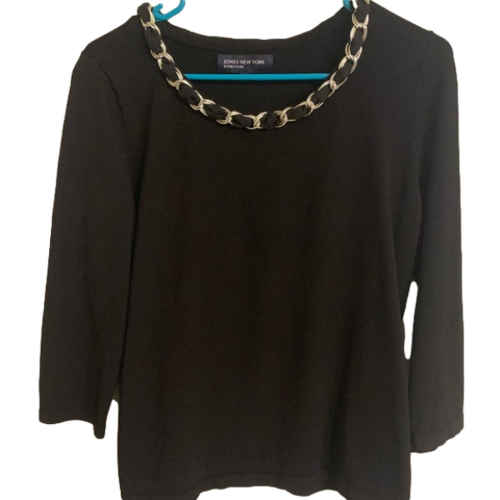 Jones New York Black Large Top with faux silver chain around neckline Large